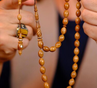 Kuka Tesbih Neden Bu Kadar Özel